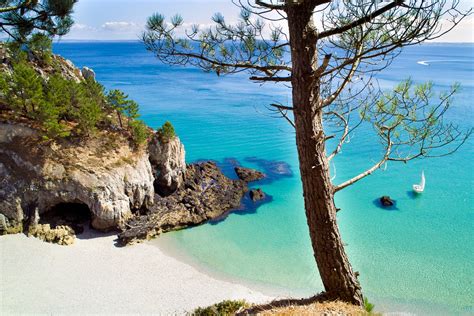 tukif plage|Des couples qui baisent sur une plage en France .